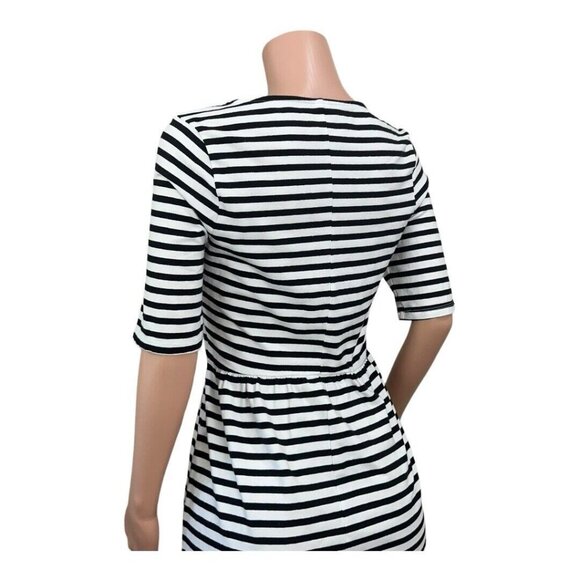 Old Navy Dress Women Size Medium Black Striped Fit & Flare Knee Length Stretchy - Picture 11 of 15